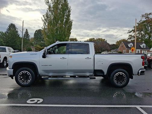 2022 Chevrolet Silverado 2500 High Country