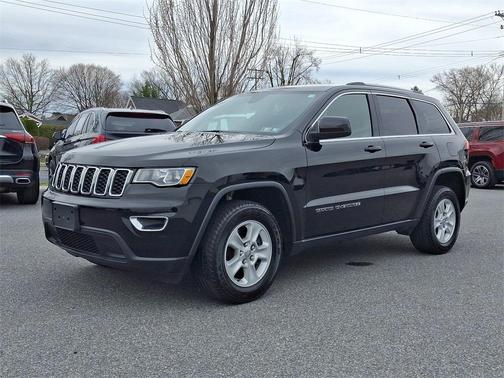 2017 Jeep Grand Cherokee Laredo