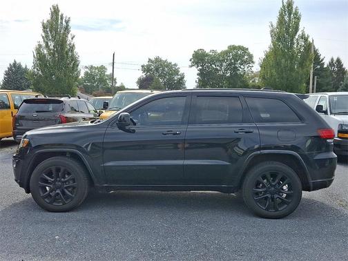 2020 Jeep Grand Cherokee Altitude