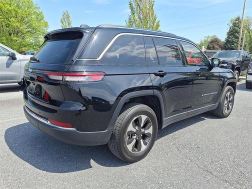 2023 Jeep Grand Cherokee 4xe Base