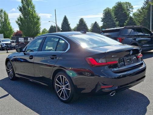 2020 BMW 330 i xDrive