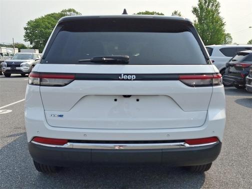 2023 Jeep Grand Cherokee 4xe Base