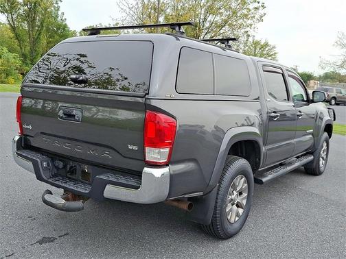 2017 Toyota Tacoma SR5