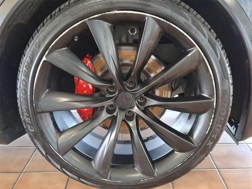 2016 Tesla Model X P90D