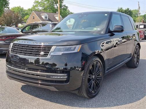 2024 Land Rover Range Rover P530 SE