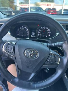 2013 Toyota Avalon XLE