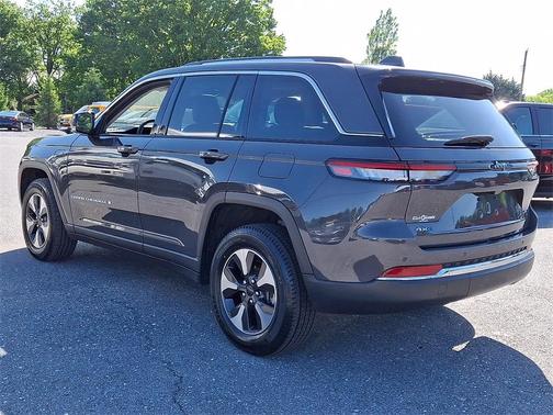 2023 Jeep Grand Cherokee 4xe Base