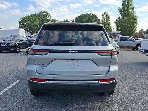 2023 Jeep Grand Cherokee 4xe Base