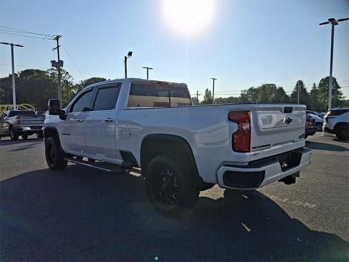 2022 Chevrolet Silverado 2500 High Country