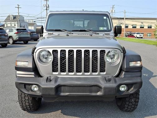 2020 Jeep Gladiator Sport