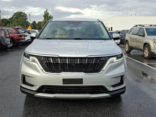 2022 Kia Carnival LXS