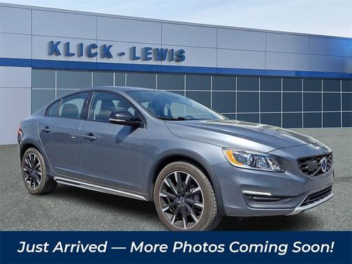 2016 Volvo S60 Cross Country T5 Platinum