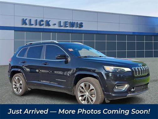 2019 Jeep Cherokee Overland