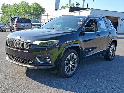 2019 Jeep Cherokee Overland