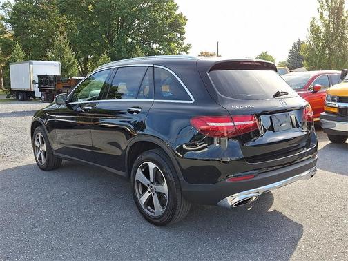 2018 Mercedes-Benz GLC 300 Base 4MATIC