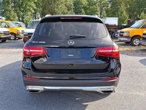 2018 Mercedes-Benz GLC 300 Base 4MATIC