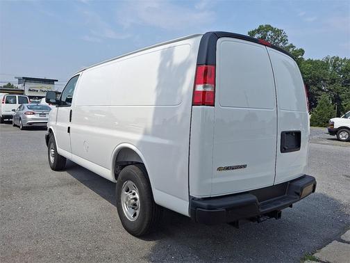 2025 Chevrolet Express 3500 Work Van