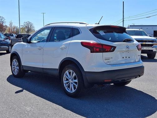 2018 Nissan Rogue Sport SV