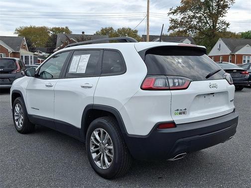 2022 Jeep Cherokee Latitude Lux