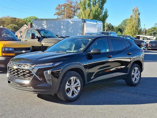 2024 Chevrolet Trax LS