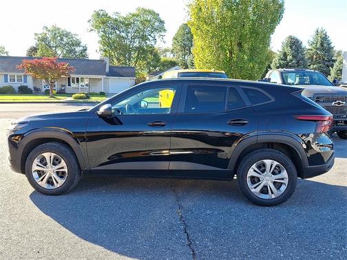 2024 Chevrolet Trax LS