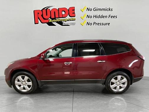 Red 2016 Chevrolet Traverse 1LT
