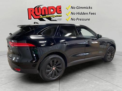 Ebony Black 2017 Jaguar F-PACE 35t Prestige