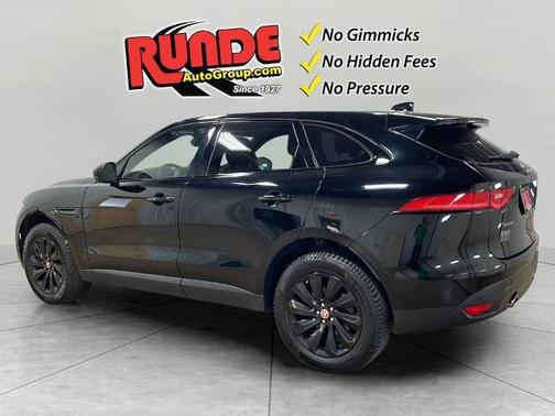 Ebony Black 2017 Jaguar F-PACE 35t Prestige