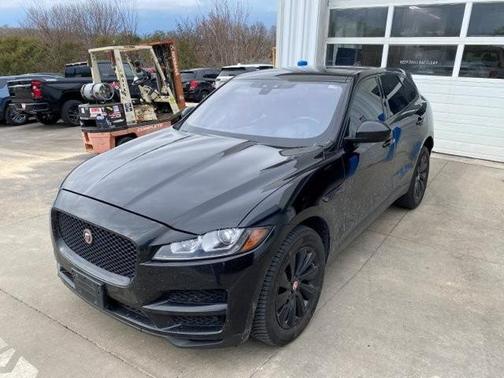 2017 Jaguar F-PACE 35t Prestige
