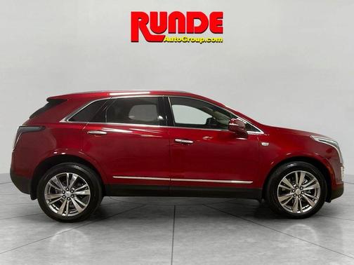 2023 Cadillac XT5 Premium Luxury
