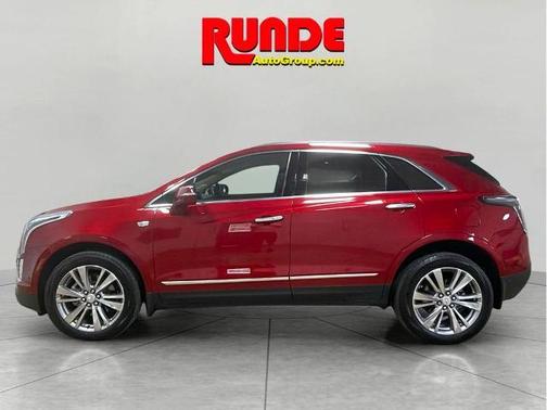 2023 Cadillac XT5 Premium Luxury
