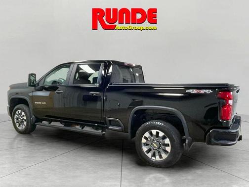 2022 Chevrolet Silverado 2500 Custom