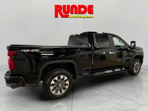 2022 Chevrolet Silverado 2500 Custom