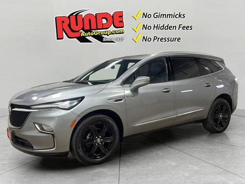2024 Buick Enclave Essence