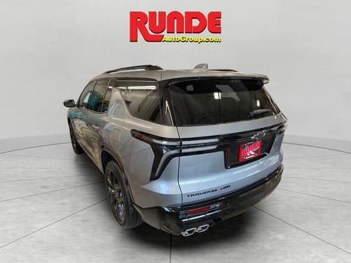 2025 Chevrolet Traverse RS