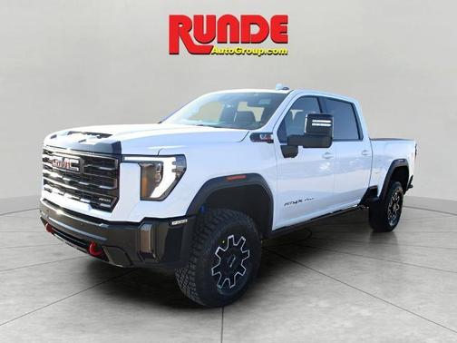 White 2024 GMC Sierra 2500 AT4X