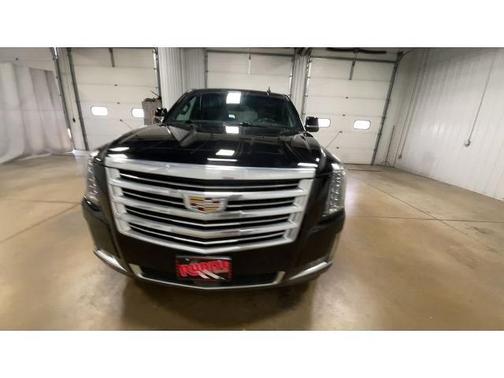 2019 Cadillac Escalade Platinum