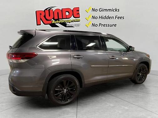 2019 Toyota Highlander 