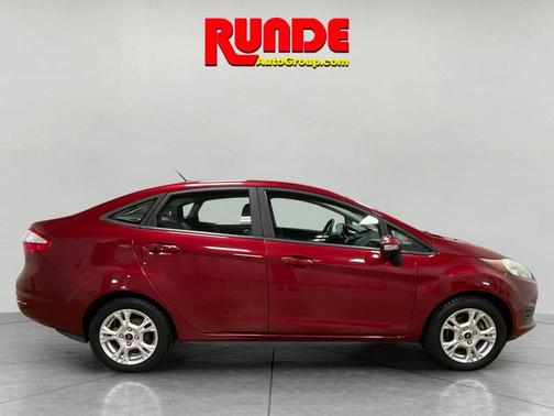 2015 Ford Fiesta SE