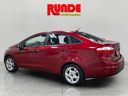 2015 Ford Fiesta SE