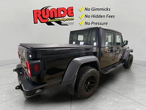 2023 Jeep Gladiator Sport