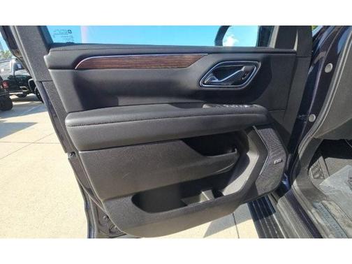 2024 Chevrolet Suburban High Country