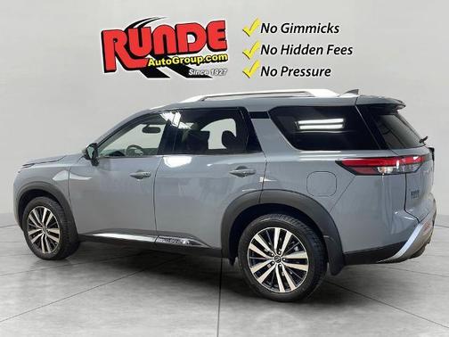 2022 Nissan Pathfinder Platinum