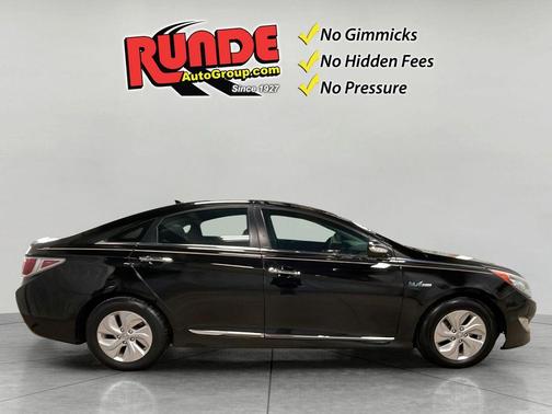 2014 Hyundai SONATA Hybrid Base