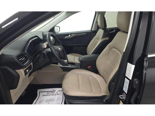 Black 2022 Ford Escape Titanium Hybrid