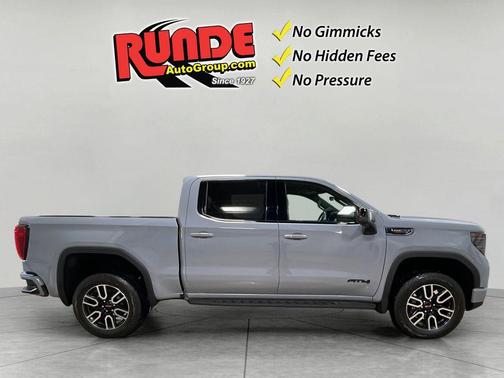 2024 GMC Sierra 1500 AT4