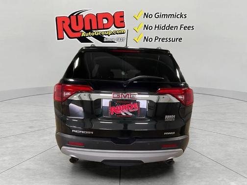 Black 2017 GMC Acadia SLE-2