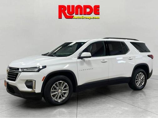 2022 Chevrolet Traverse LT Cloth