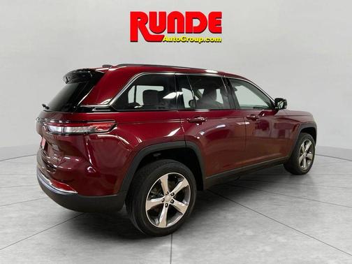 Red 2022 Jeep Grand Cherokee Limited