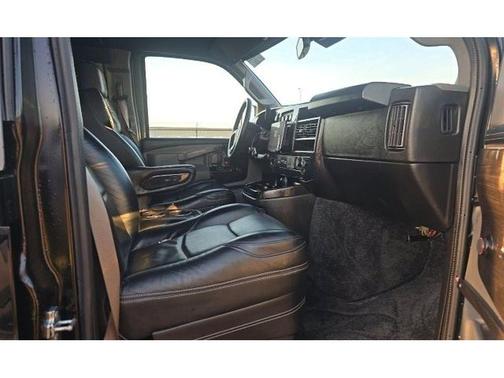 2025 GMC Savana 2500 Work Van